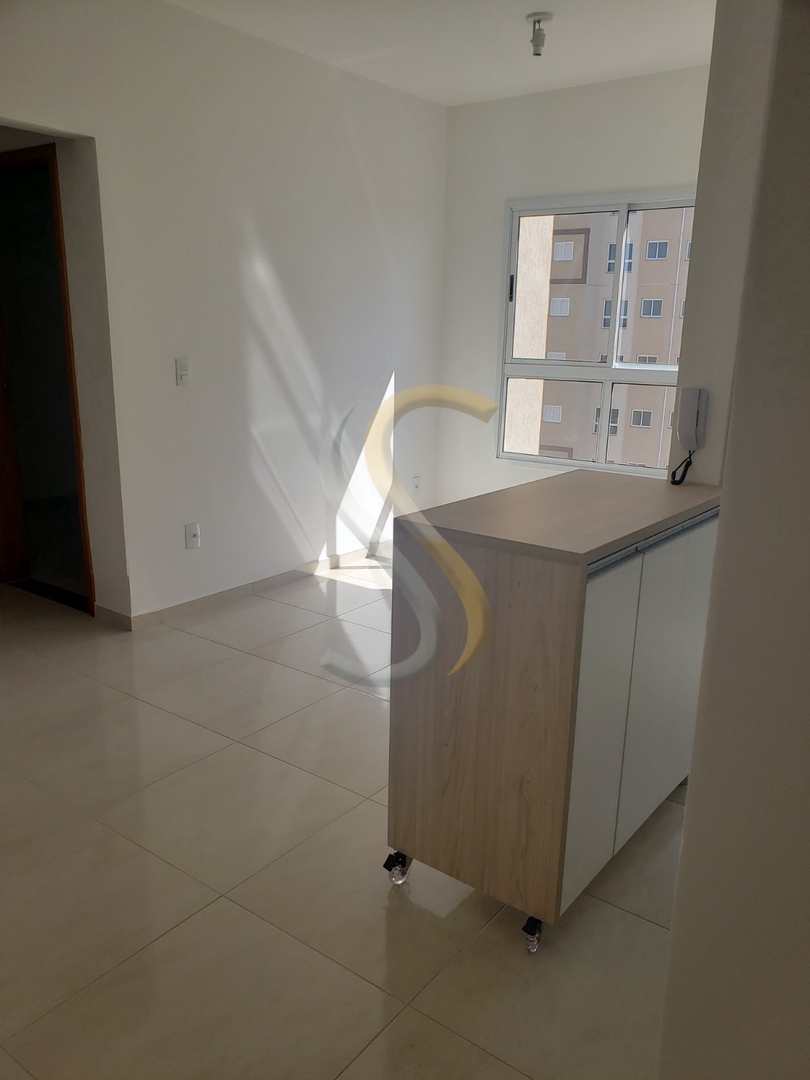 Apartamento para alugar com 2 quartos, 49m² - Foto 4