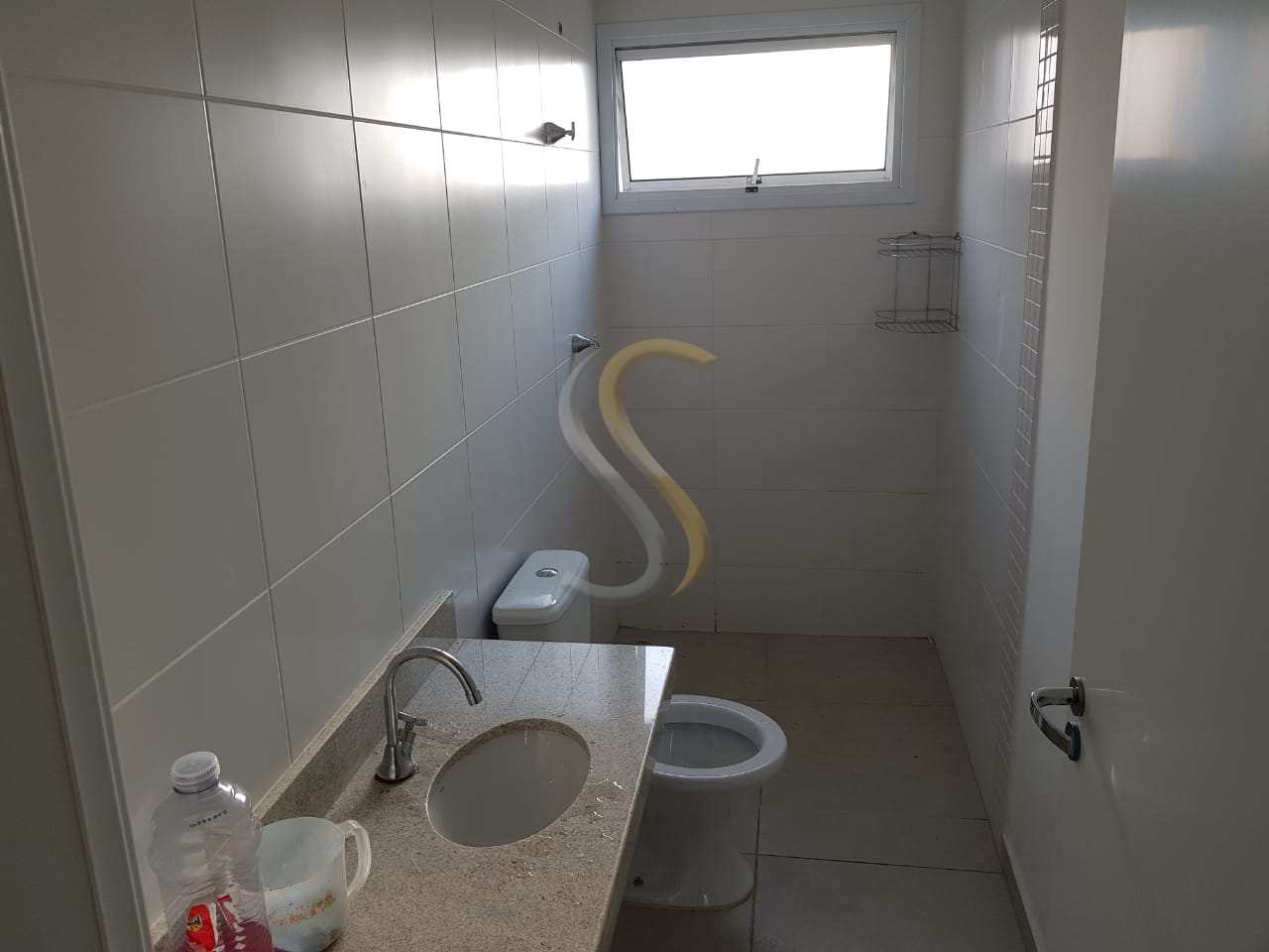 Apartamento para alugar com 2 quartos, 65m² - Foto 21