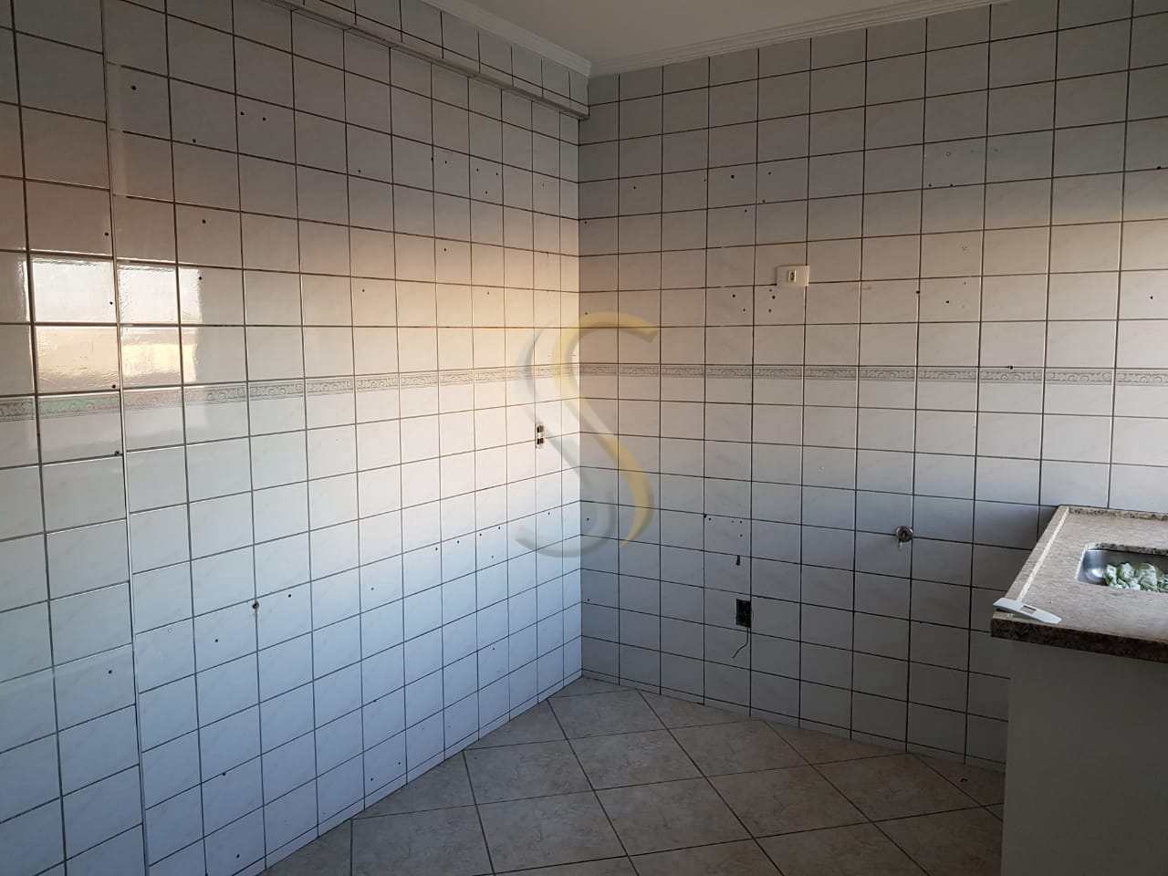 Apartamento à venda com 3 quartos, 90m² - Foto 2