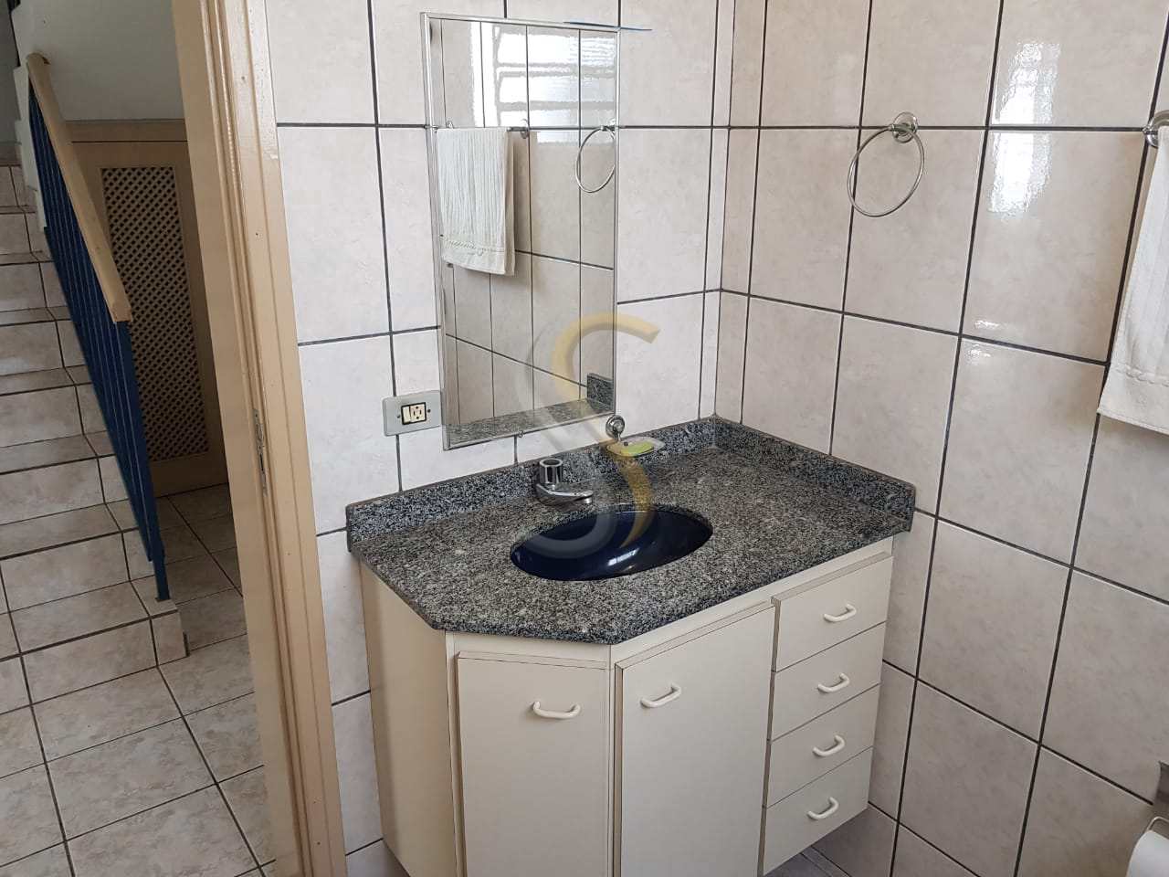 Casa à venda e aluguel com 2 quartos, 300m² - Foto 15