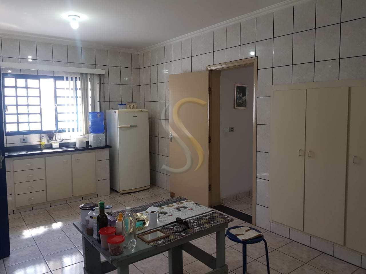 Casa à venda e aluguel com 2 quartos, 300m² - Foto 14