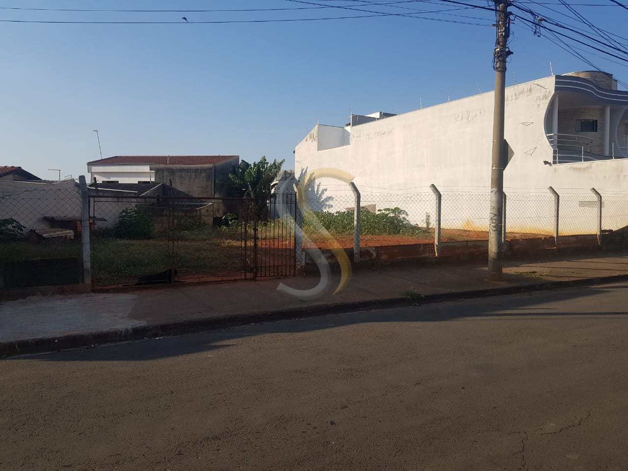 Terreno à venda, 460m² - Foto 1