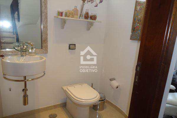 Sobrado à venda com 3 quartos, 200m² - Foto 12