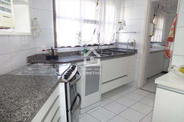 Apartamento à venda com 3 quartos, 150m² - Foto 32