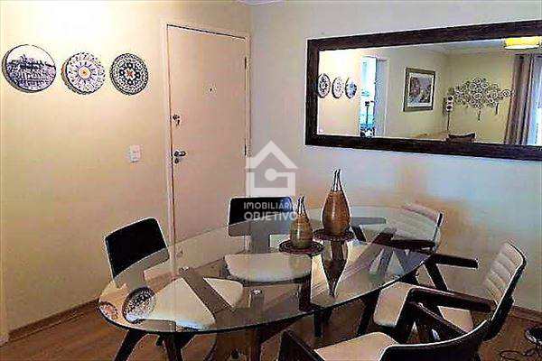 Apartamento à venda com 3 quartos, 67m² - Foto 2