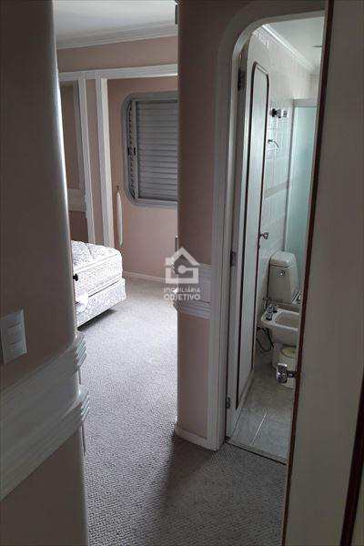 Apartamento à venda com 3 quartos, 210m² - Foto 12