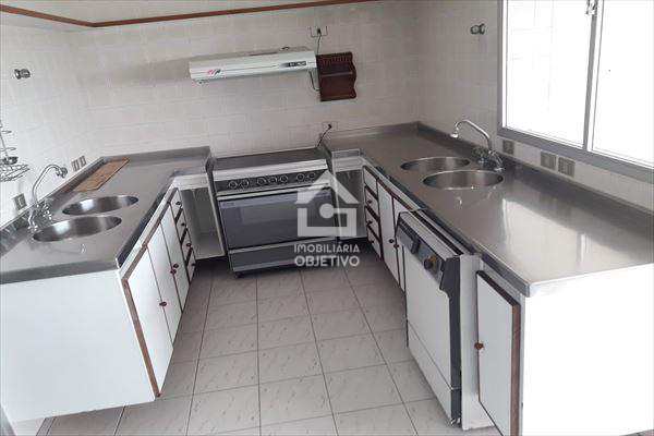 Apartamento à venda com 3 quartos, 210m² - Foto 1