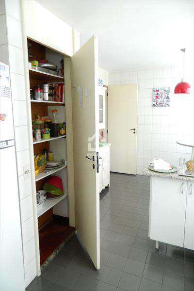 Apartamento à venda com 3 quartos, 160m² - Foto 26