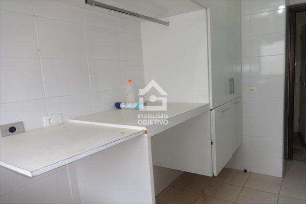 Apartamento à venda com 4 quartos, 220m² - Foto 29