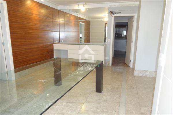 Apartamento à venda com 4 quartos, 220m² - Foto 7