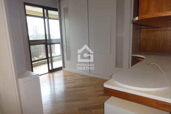 Apartamento à venda com 4 quartos, 220m² - Foto 25