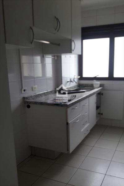 Apartamento à venda com 4 quartos, 220m² - Foto 12