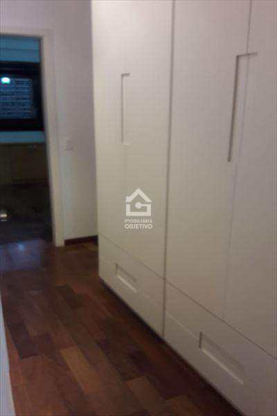 Apartamento à venda com 4 quartos, 220m² - Foto 19