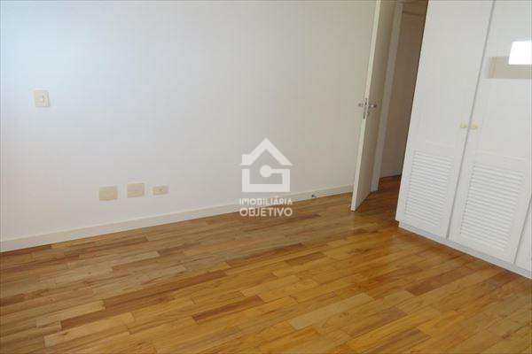 Apartamento à venda com 4 quartos, 220m² - Foto 20