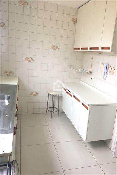 Apartamento à venda com 2 quartos, 63m² - Foto 7