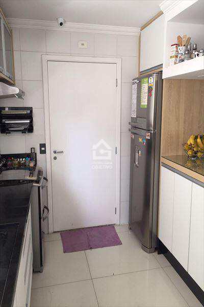 Apartamento à venda com 2 quartos, 87m² - Foto 13