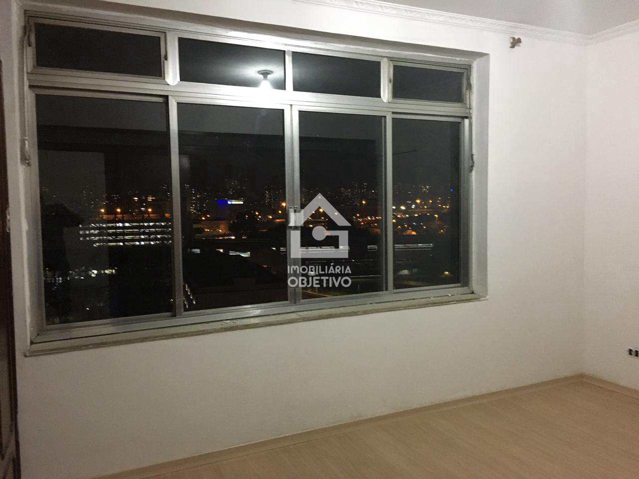 Apartamento à venda com 1 quarto, 60m² - Foto 7