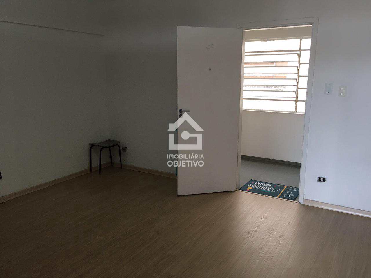 Apartamento à venda com 1 quarto, 60m² - Foto 2