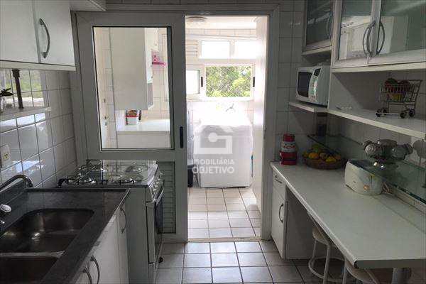 Apartamento à venda com 3 quartos, 97m² - Foto 2