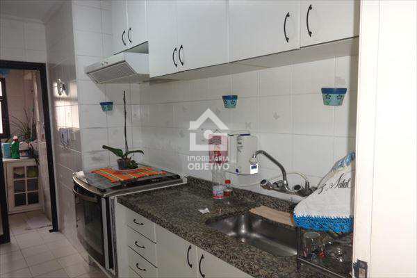 Apartamento à venda com 3 quartos, 67m² - Foto 8