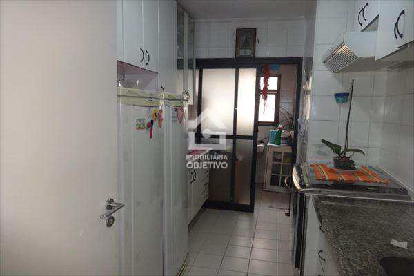 Apartamento à venda com 3 quartos, 67m² - Foto 9