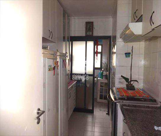 Apartamento à venda com 3 quartos, 67m² - Foto 7