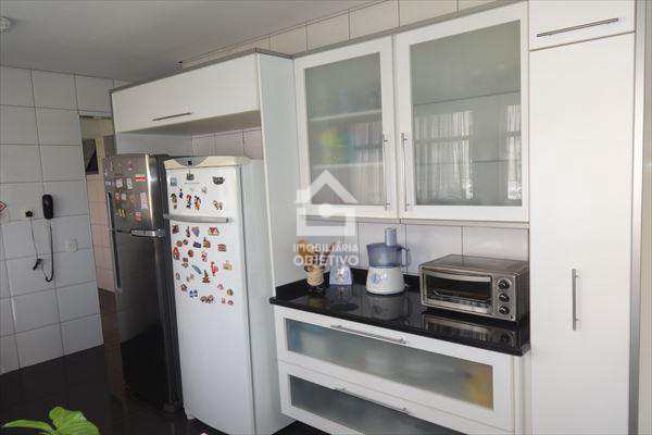 Apartamento à venda com 3 quartos, 176m² - Foto 20