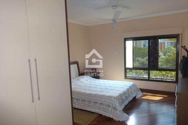 Apartamento à venda com 3 quartos, 176m² - Foto 15