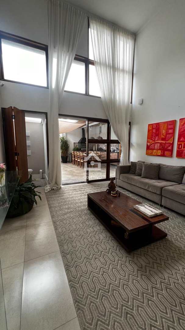 Sobrado à venda com 3 quartos, 260m² - Foto 3