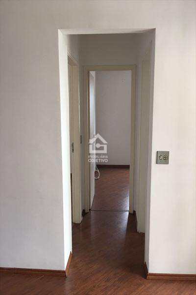 Apartamento à venda com 2 quartos, 63m² - Foto 11