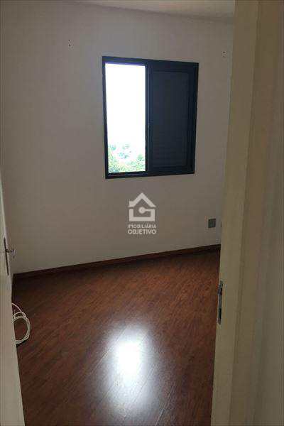 Apartamento à venda com 2 quartos, 63m² - Foto 15