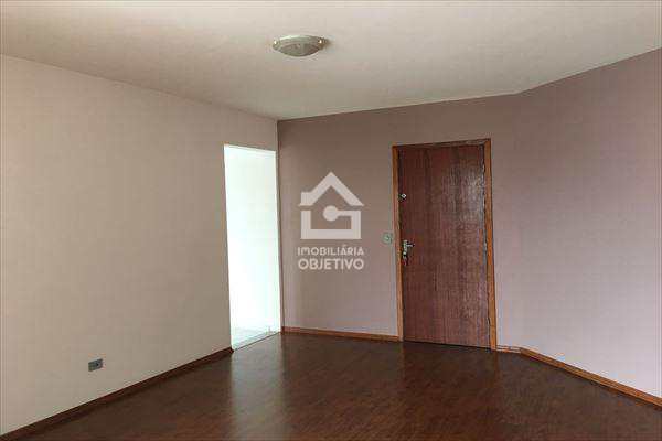 Apartamento à venda com 2 quartos, 63m² - Foto 2