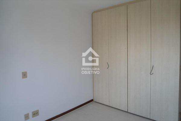 Apartamento para alugar com 4 quartos, 165m² - Foto 13