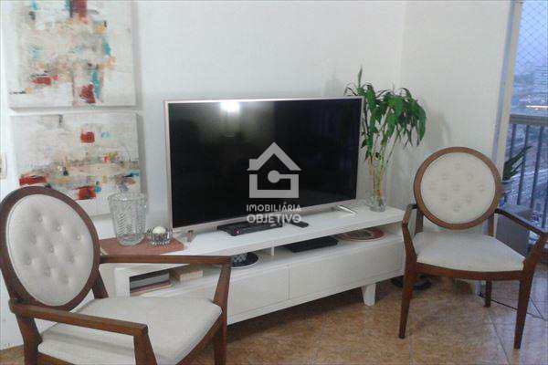 Apartamento à venda com 2 quartos, 57m² - Foto 4