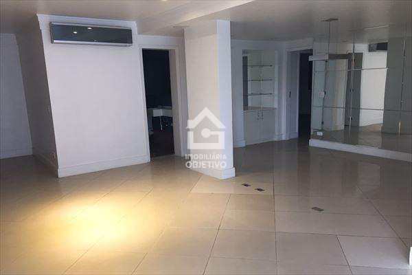 Cobertura à venda com 2 quartos, 180m² - Foto 2