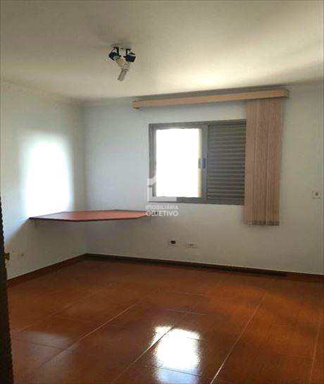 Apartamento à venda com 3 quartos, 110m² - Foto 12