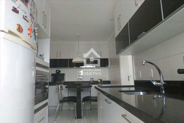 Apartamento à venda com 2 quartos, 95m² - Foto 5