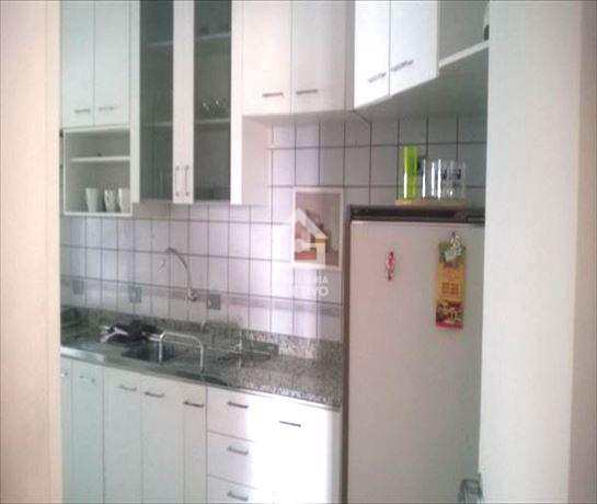 Apartamento à venda com 3 quartos, 74m² - Foto 3