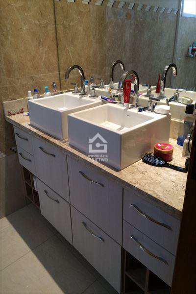 Apartamento à venda com 4 quartos, 141m² - Foto 29