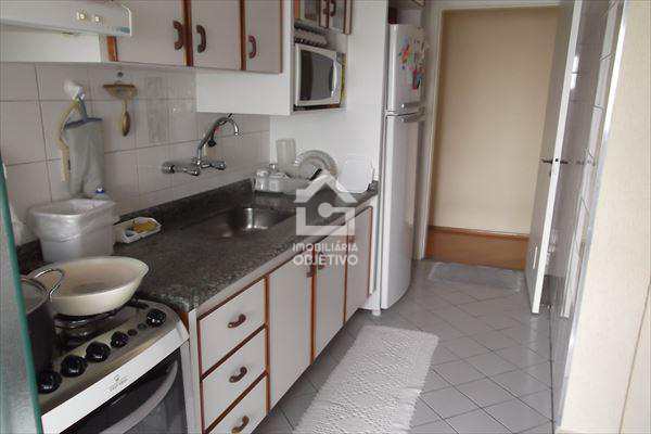 Apartamento à venda com 3 quartos, 71m² - Foto 9