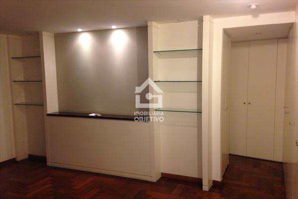 Apartamento à venda com 4 quartos, 226m² - Foto 44