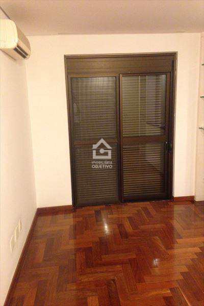 Apartamento à venda com 4 quartos, 226m² - Foto 45