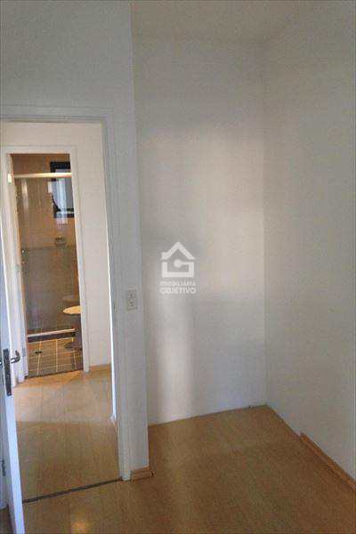 Apartamento à venda com 3 quartos, 75m² - Foto 7