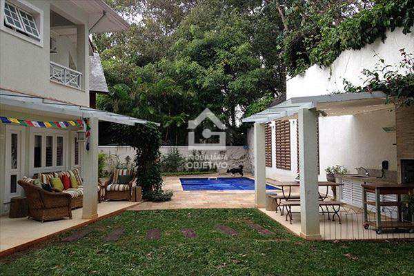 Casa de Condomínio à venda com 4 quartos, 558m² - Foto 3