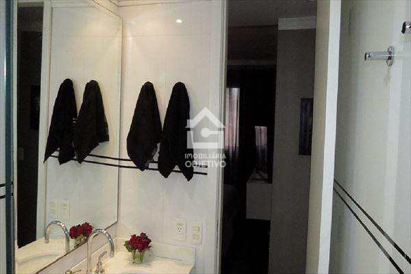 Apartamento à venda com 3 quartos, 95m² - Foto 11