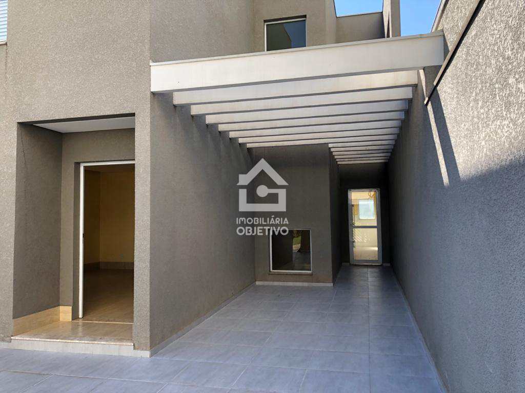 Casa à venda com 4 quartos, 400m² - Foto 1