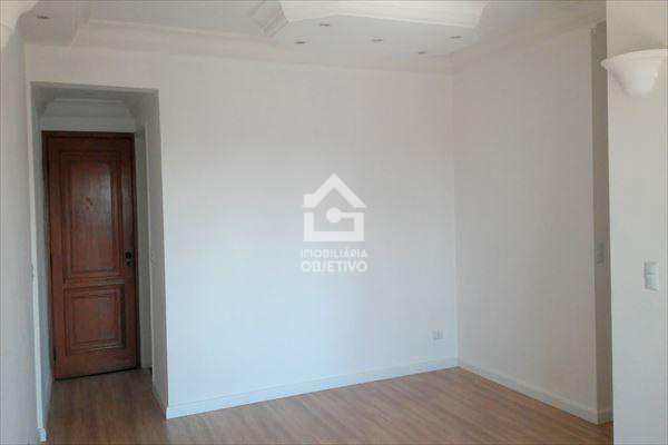 Apartamento à venda com 2 quartos, 84m² - Foto 3