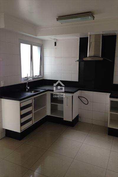 Apartamento à venda com 3 quartos, 183m² - Foto 6