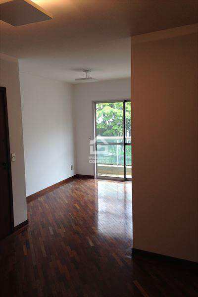 Apartamento à venda com 3 quartos, 95m² - Foto 2