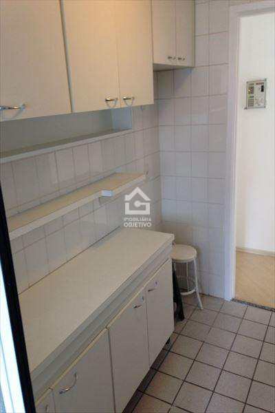 Apartamento à venda com 2 quartos, 63m² - Foto 7